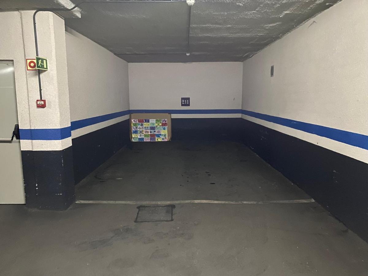 Apartamento En Madrid Rio Con Parking Gratuito Eksteriør bilde